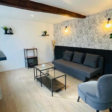 Le Champs Des Oiseaux Apartment รูออง ภายนอก รูปภาพ