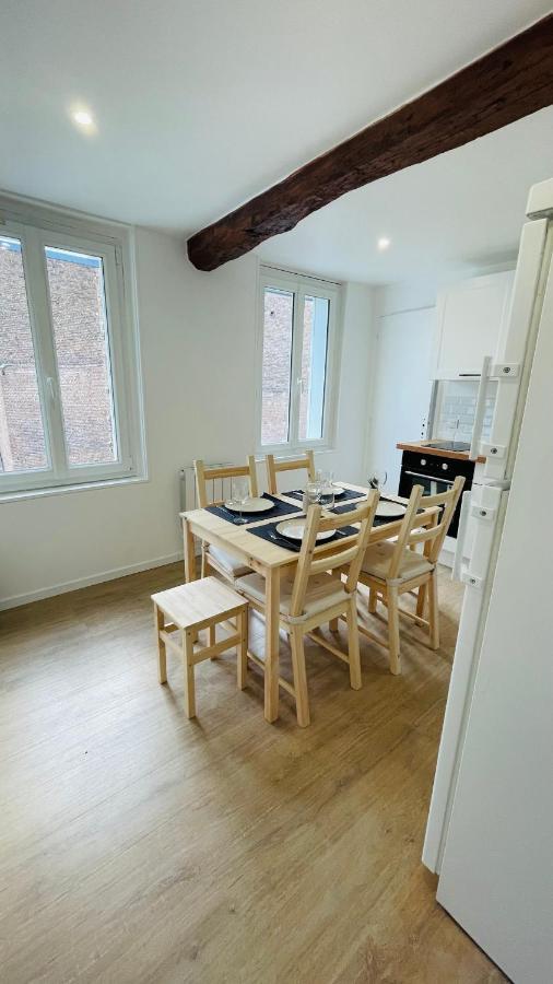 Le Champs Des Oiseaux Apartment รูออง ภายนอก รูปภาพ
