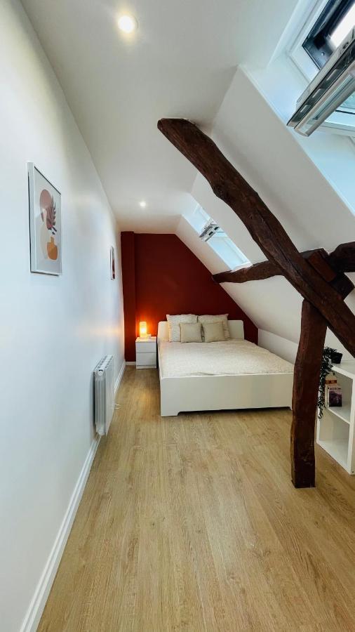 Le Champs Des Oiseaux Apartment รูออง ภายนอก รูปภาพ